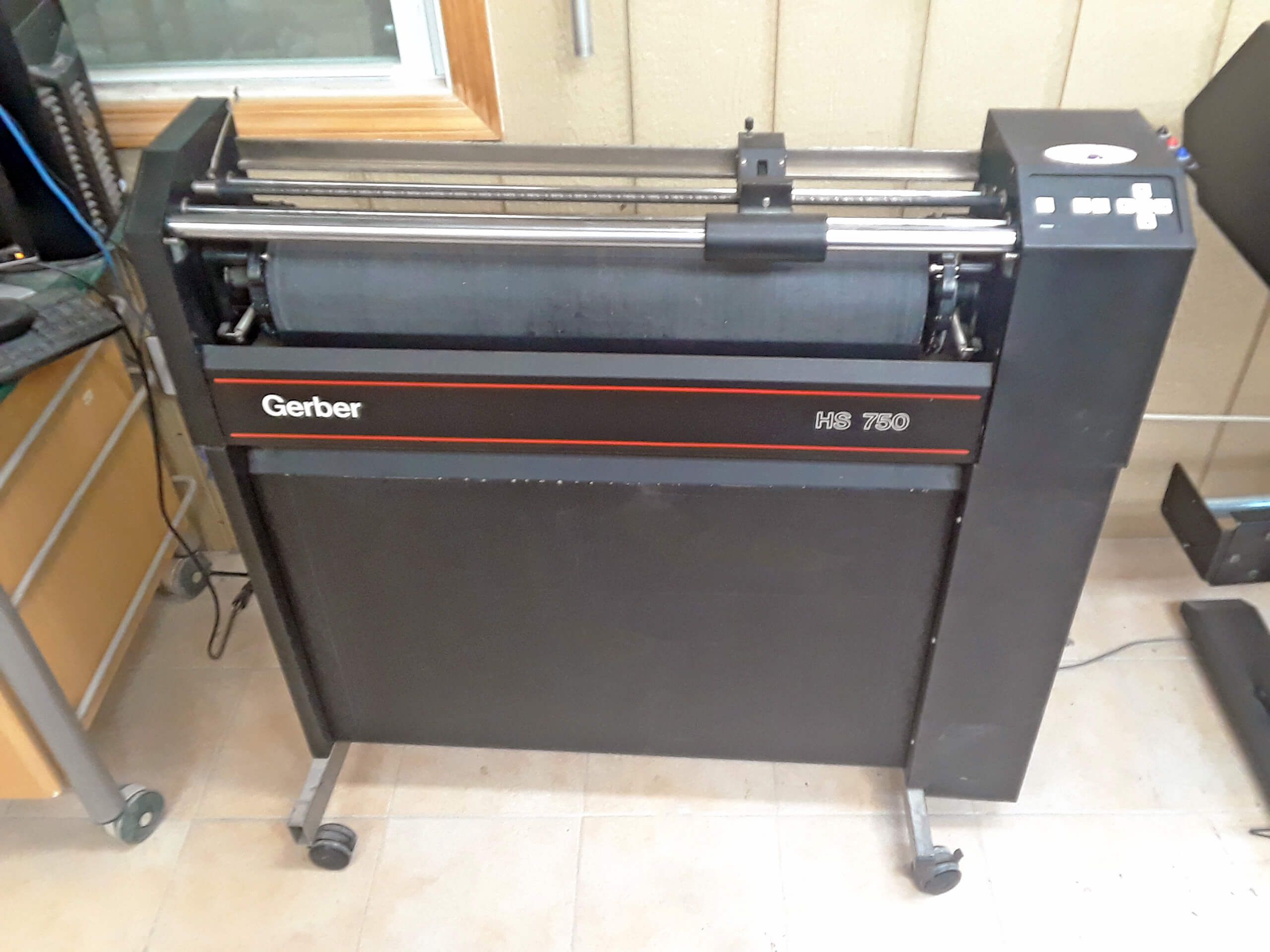 Gerber HS 750 Plotter