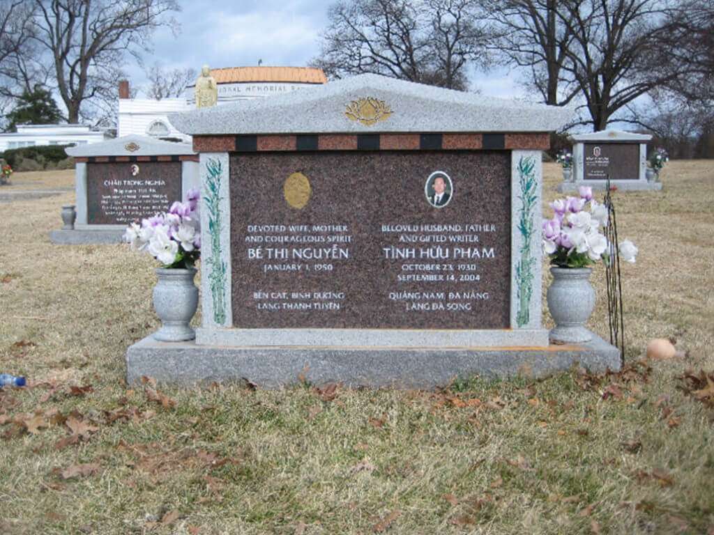 Vietnamese Memorials
