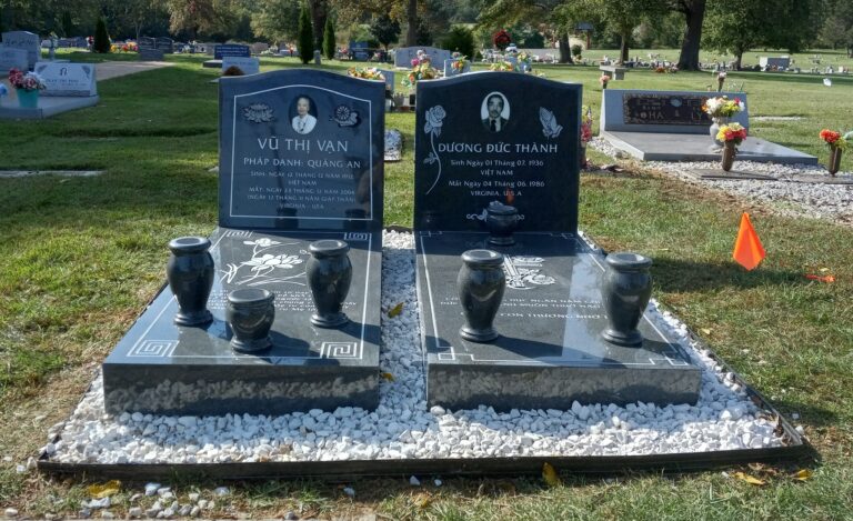 Vu, Van Memorials