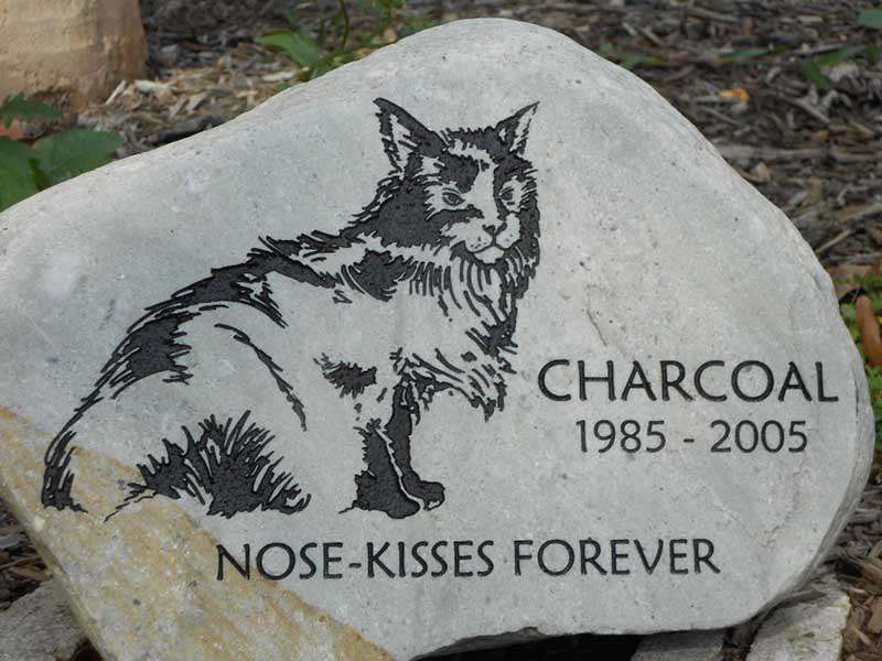 Pet Headstones & Memorials